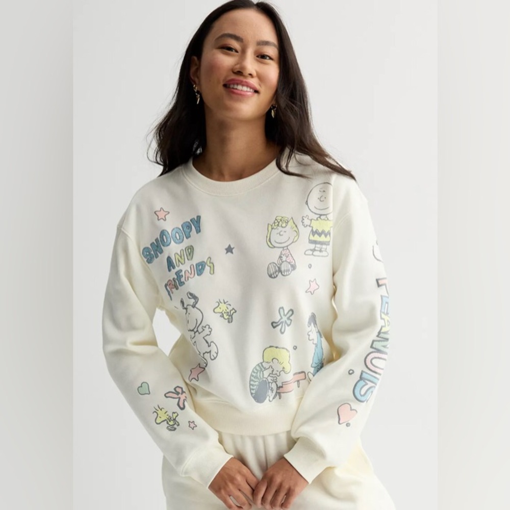 NEW Peanuts "Snoopy and Friends" Characters Print Crewneck Fleece Pullover - Picture 2 of 7